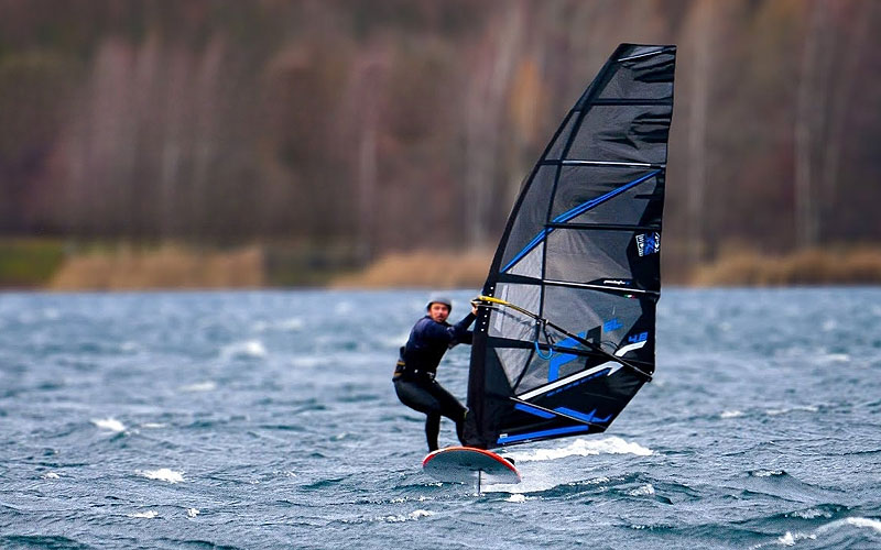 Windfoiling in 40+ knots - Nils Bach