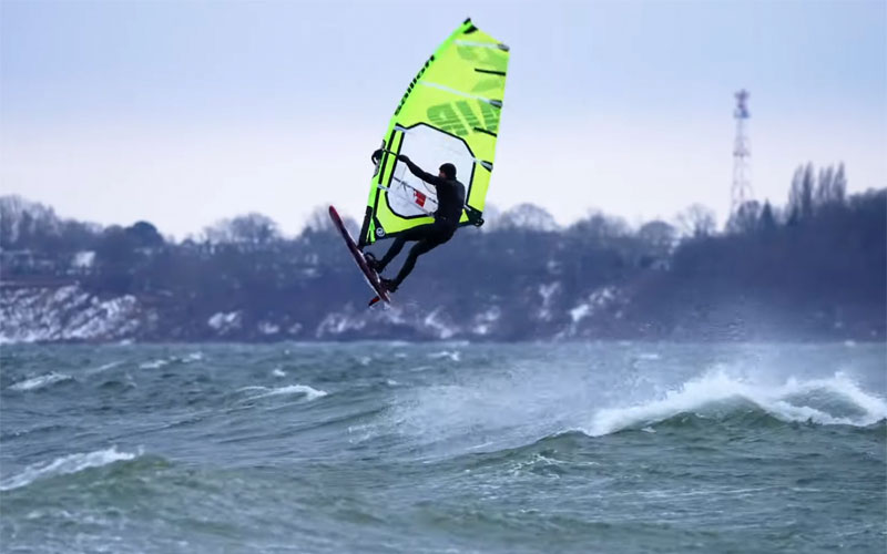 Freezing Freestyle Session in Bülk - Kooks in the Water