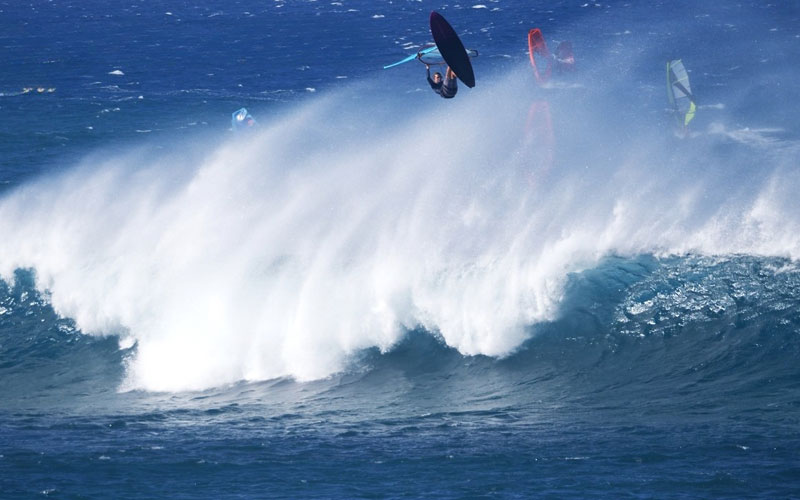 Windsurfing Lanes Raw Session Pt. 1 - Morgan Noireaux