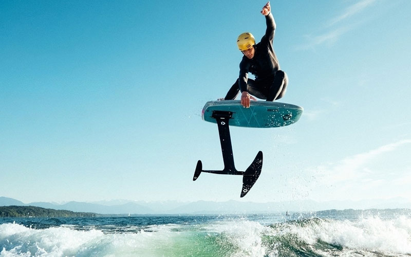 Endless Flight with Benjamin May - Duotone Wing & Foiling