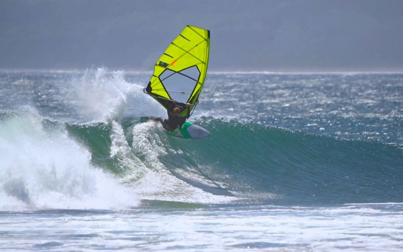 The Two Minute Wave - Finn Melon