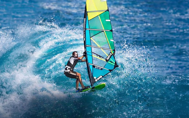 I spent 60 Days learning Wave Windsurfing - Nils Bach