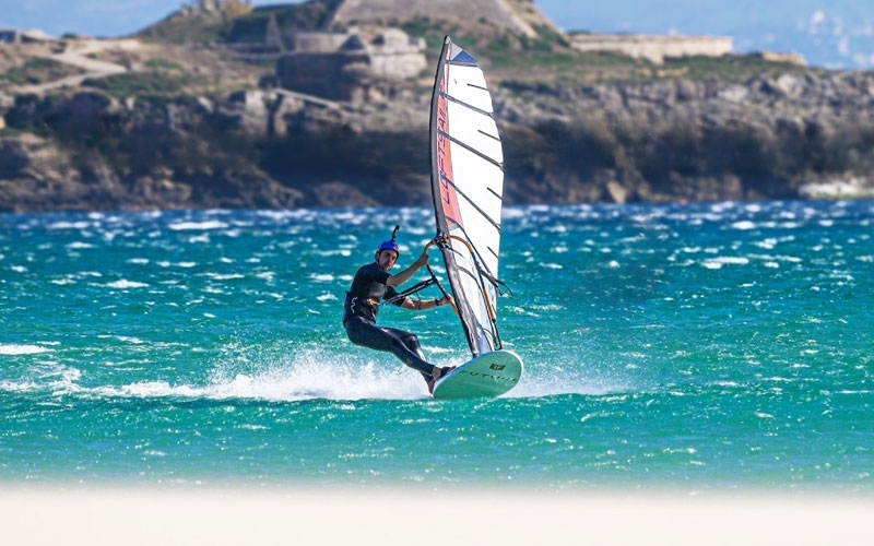 I finally broke my Windsurf Speed Record! - Mario Kümpel